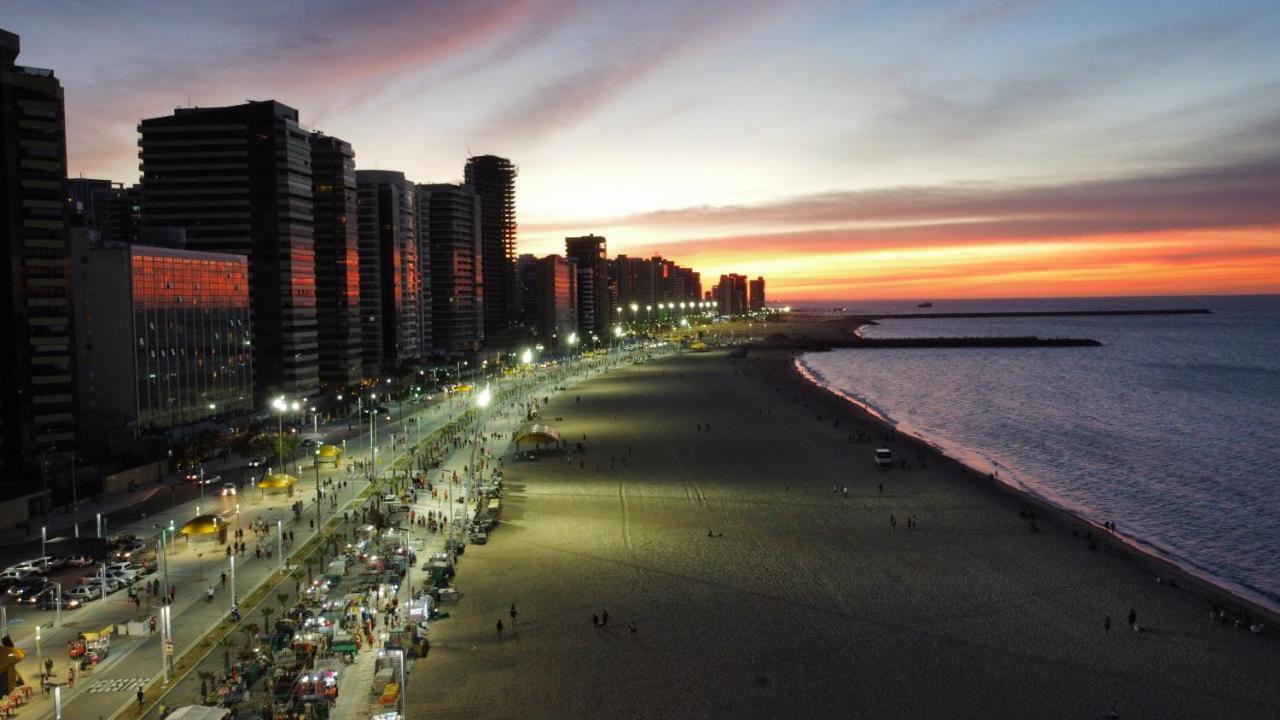 Flat Beira-Mar Fortaleza Bagian luar foto